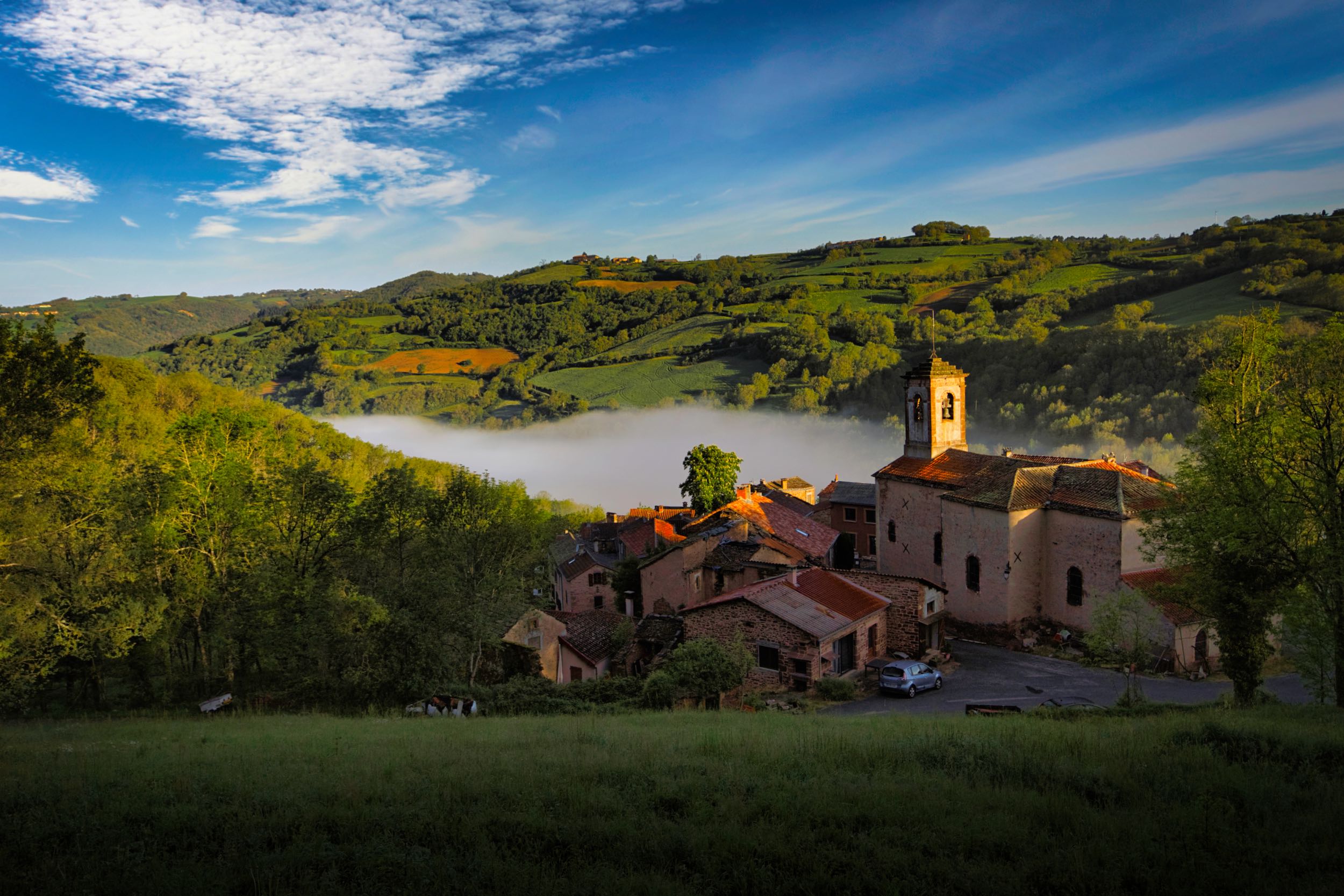 La Cazotte, l'aube se lève sur la vallée