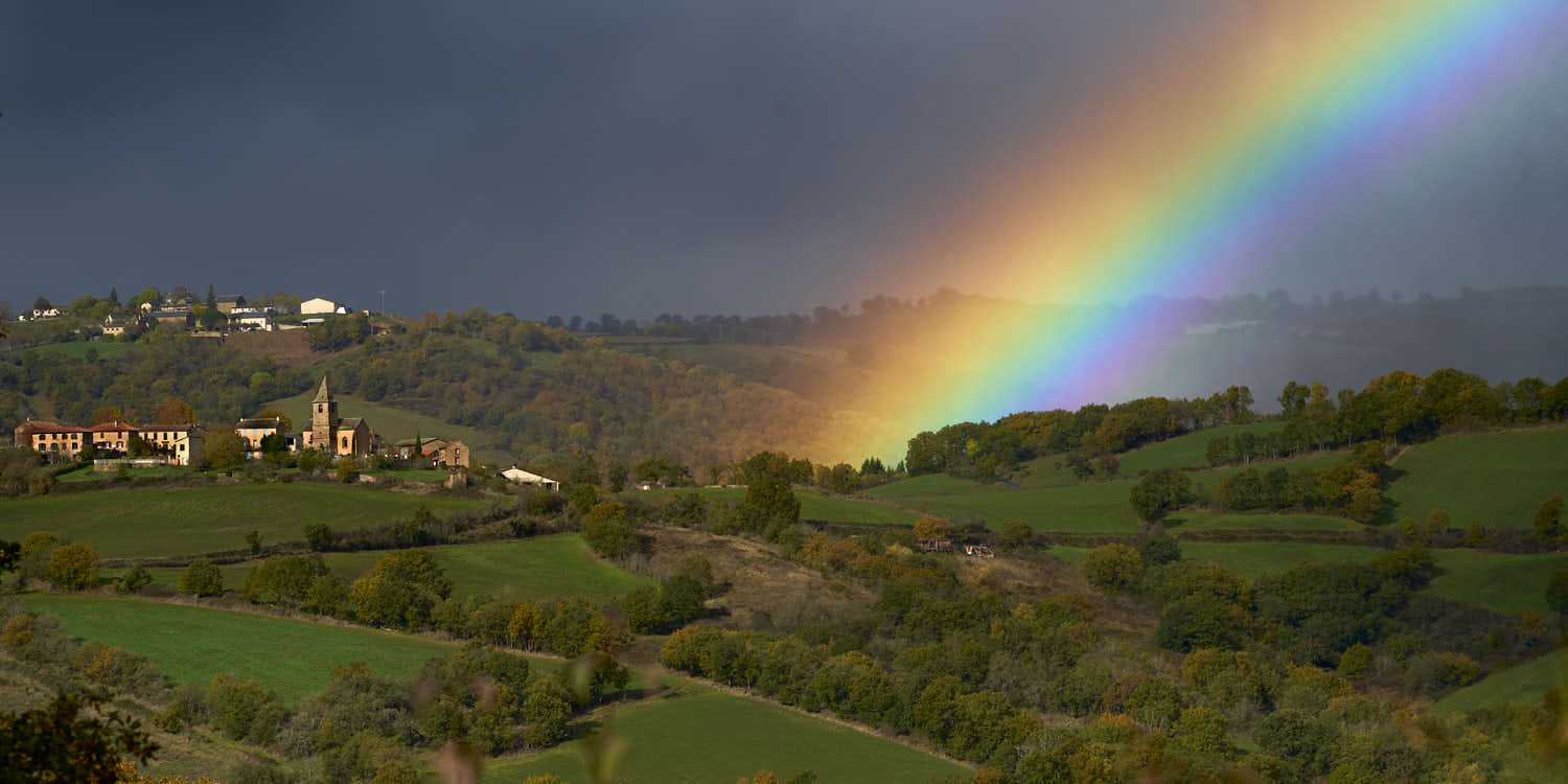 Costrix, Broquiès, arc en ciel sur la vallée